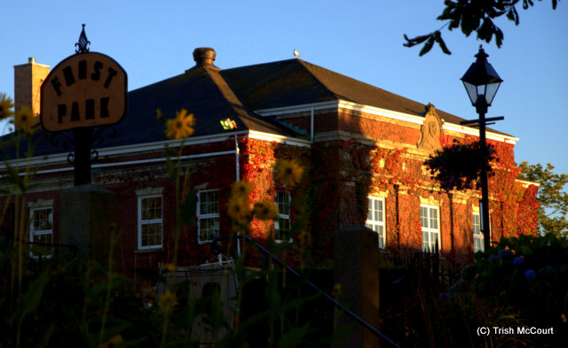 Yarmouth Courthouse from Frost Park